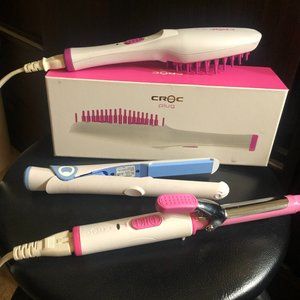 *OPEN TO ALL OFFERS* CROC Travel Tools